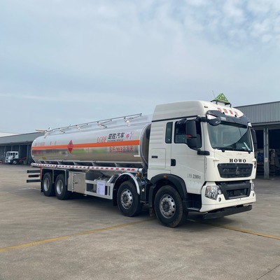 中國重汽豪沃HOWO 30方油罐車核心配置參數詳解